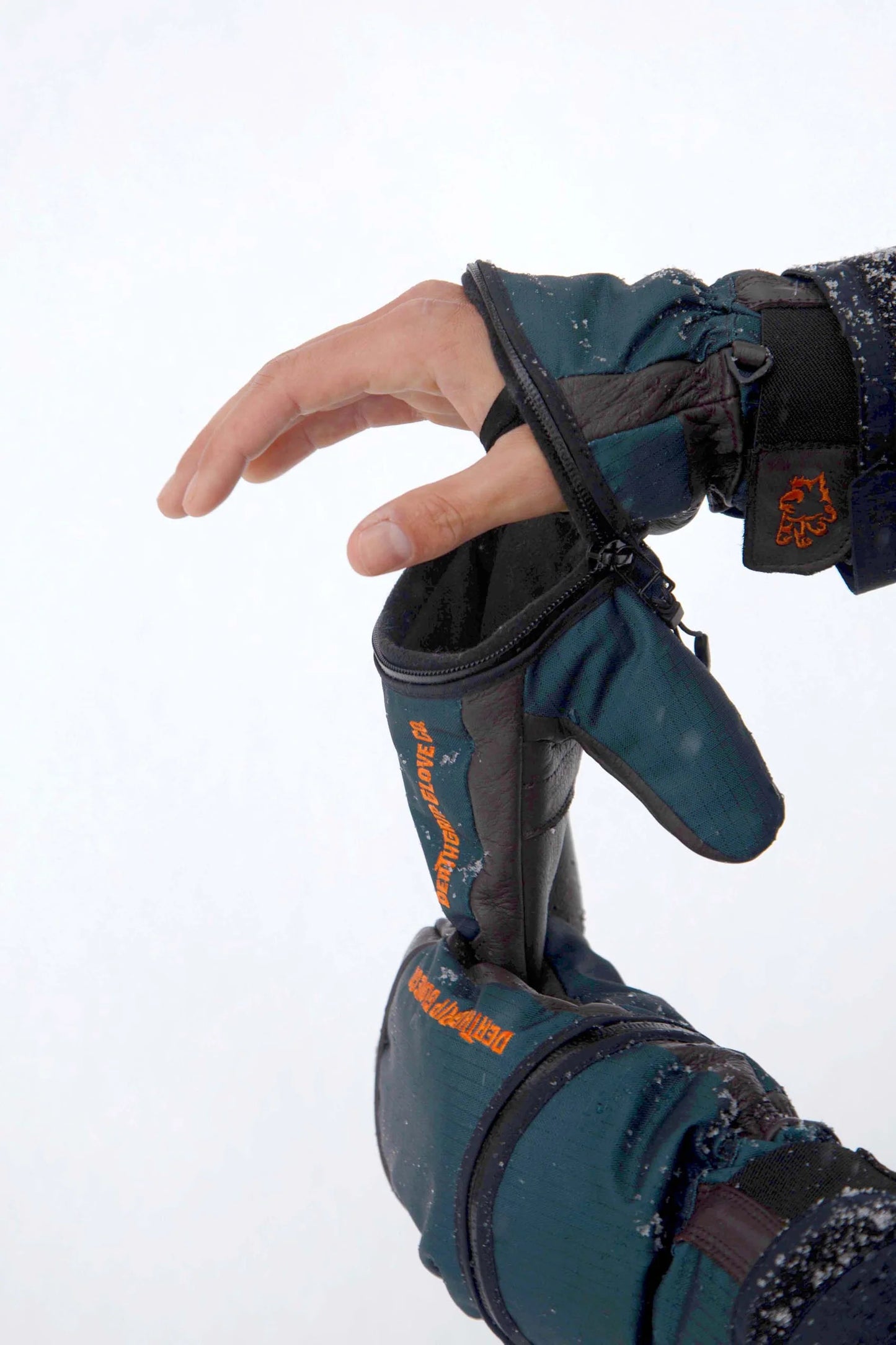 Deathgrip Werewolf Mitten 2026