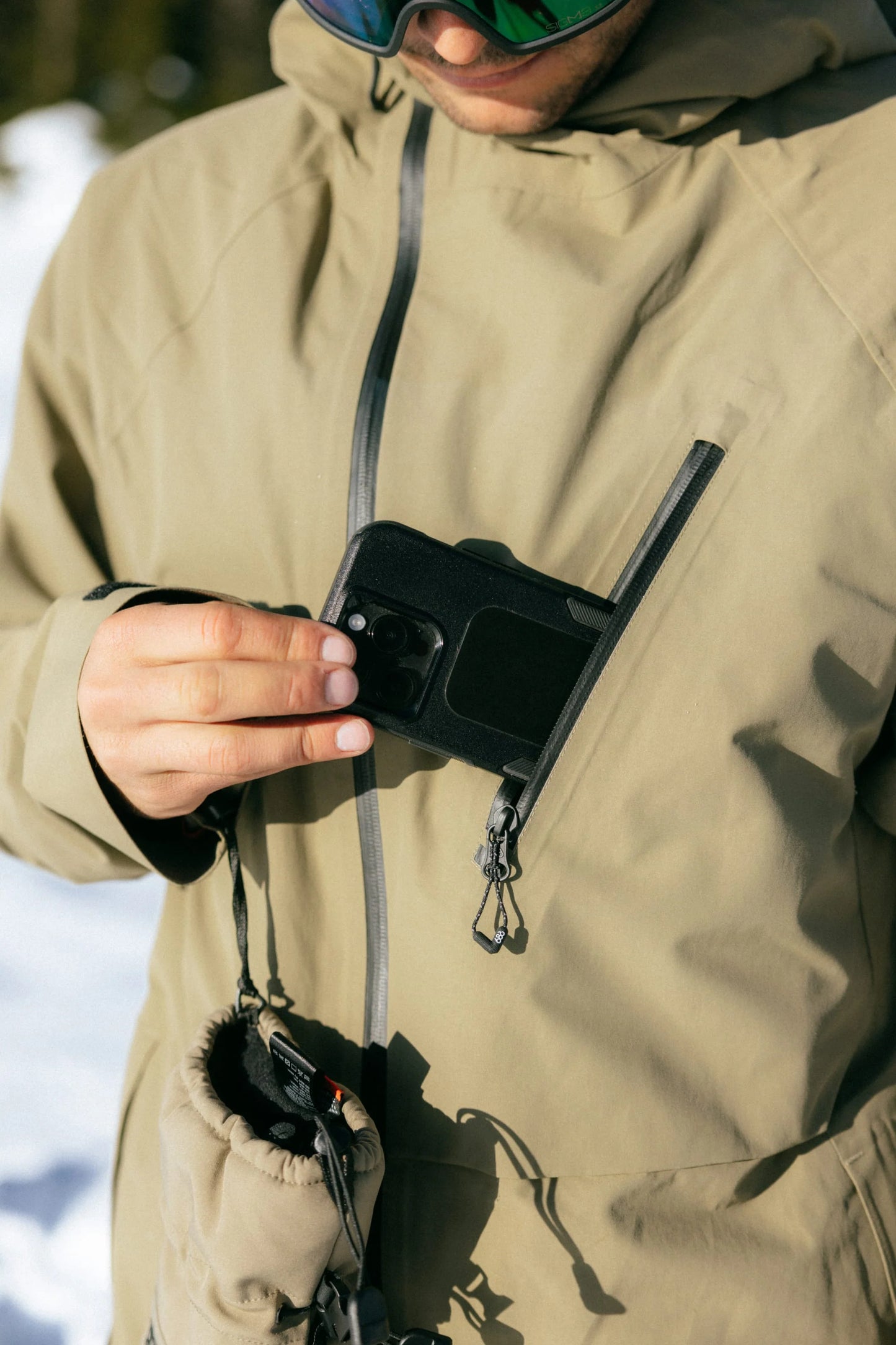 686 GORE-TEX Hydra Down Thermagraph Jacket