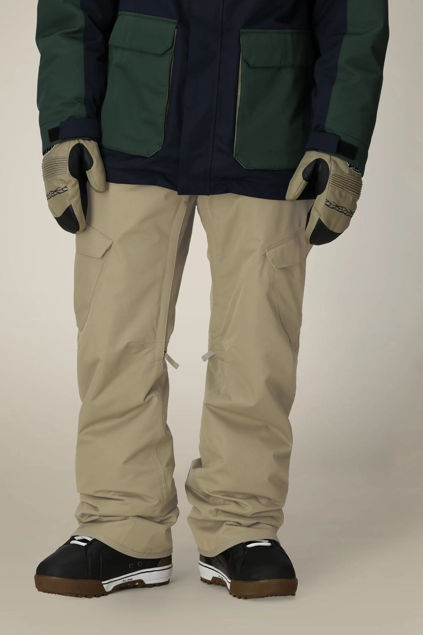 686 Infinity Insulated Cargo Pant 2026