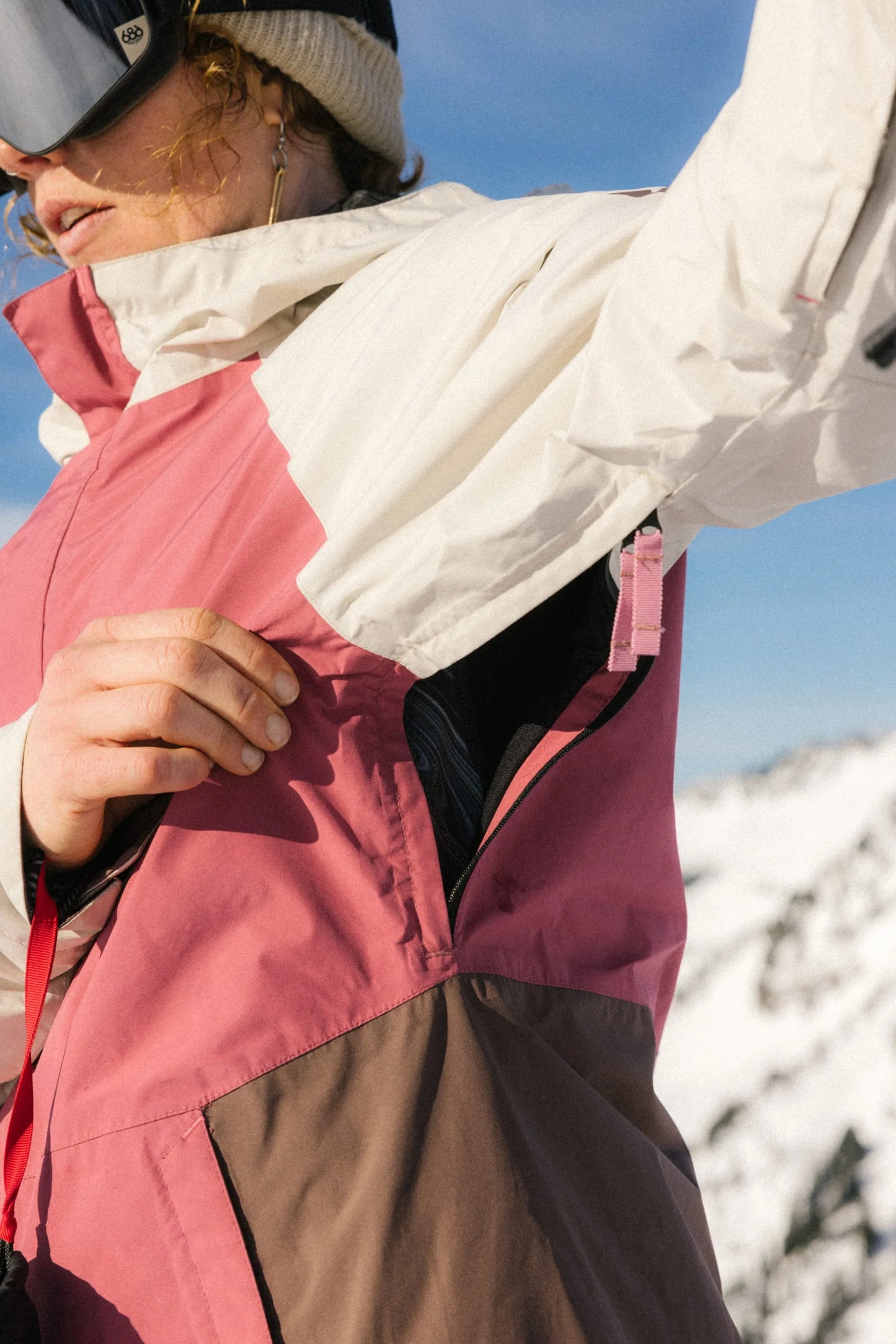686 Women's GORE-TEX WILLOW Insulated Jacket 2026