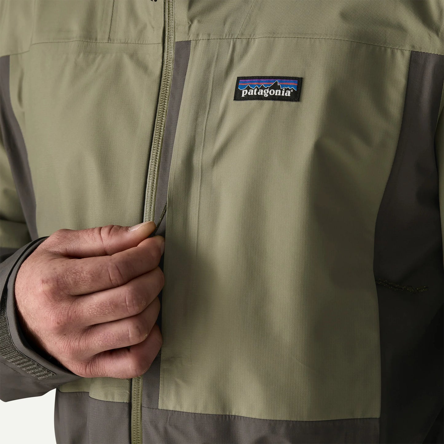 PATAGONIA BOULDER FORK RAIN JACKET