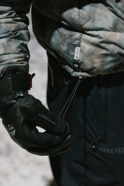 686 WINDSTOPPER Pyro Down Puffer GORE-TEX Jacket 2027